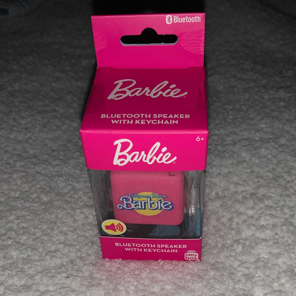 NEW- Barbie BITTY BOX Dream Pink Bluetooth Speaker with Keychain